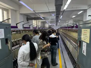 Fashion Design Students Visit Sor Cashmere’s Production Facilities