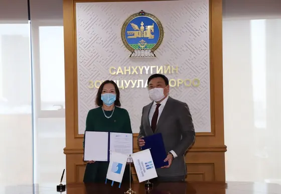 “СИТИ” Их сургууль Санхүүгийн зохицуулах хороотой хамтран ажиллах санамж бичиг байгууллаа