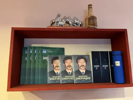 Merchandise concept store өнөөдөр нээлтээ хийлээ