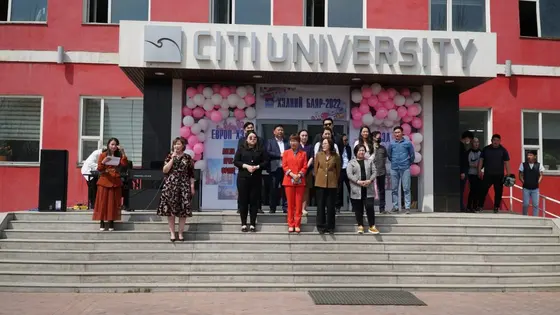 “СИТИ” Их сургуулийн оюутнууд “Хэлний баяр-2022” өдөрлөгийг зохион байгууллаа