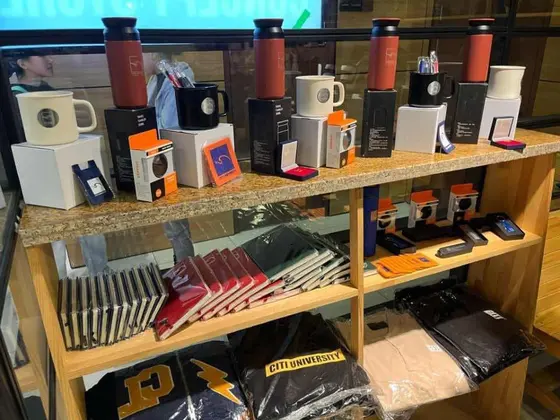 Merchandise concept store өнөөдөр нээлтээ хийлээ